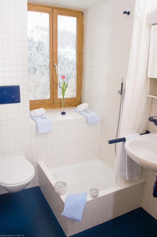 Hotel Veduta Cinuos-Chel Eksteriør billede