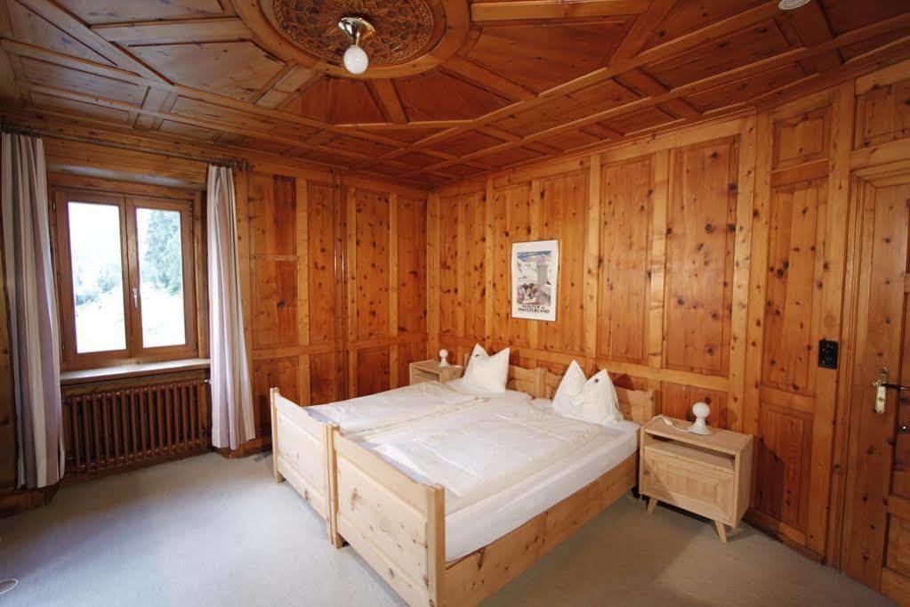Hotel Veduta Cinuos-Chel Eksteriør billede
